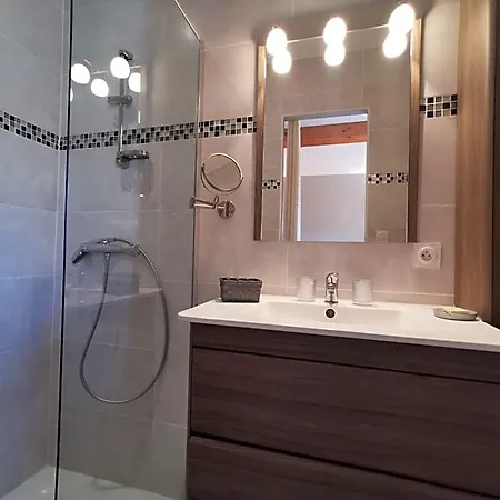 Des Chenes Bed & Breakfast Vacquieres (Herault)